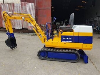 Mini bagr komatsu backhoe Pc05-6