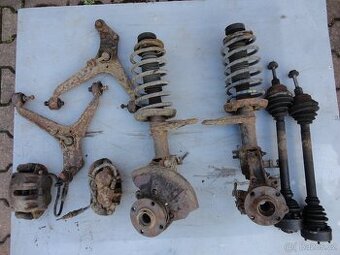 Audi B2,B3,B4,díly