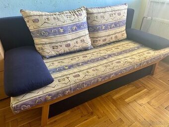 Rozkládací gauč, valenda s úložným prostorem