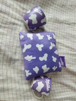 Milka hrnečky a malý polštarek