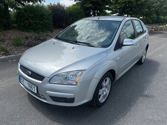 Ford Focus 1.6i 74Kw Style -Klima