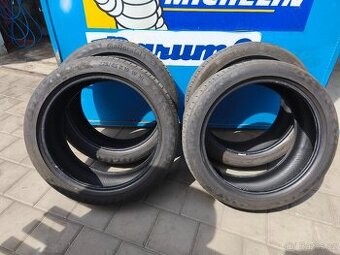 Continental 225/44/19 XL
