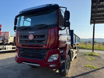 Tatra Phoenix, nosič kontejnerů