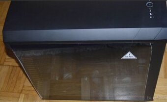 Fractal Design Torrent Black TG, nová, krabice,příslušenství