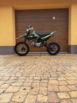 Stomp-160