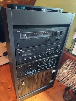 Kompletní HiFi set Loewe + rack