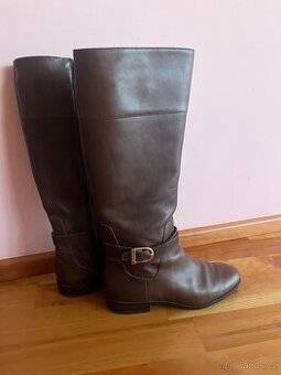 Hnědé kozačky vel. 38, značka Cole Haan