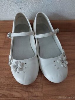 Dívčí střevíčky, vel. 28