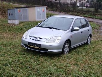 HONDA CIVIC 1.6i  rok 2004 STK 12/2026 velmi pěkný stav