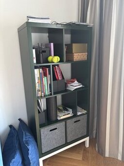 KALLAX IKEA policový díl s podnožím
