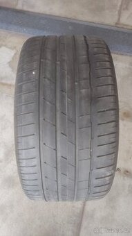 Letni pneu 315/35/21