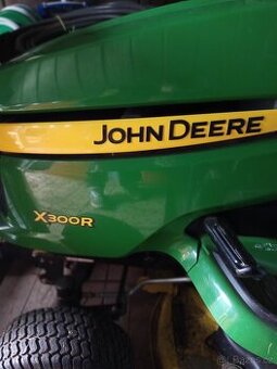 John Deere X300R 