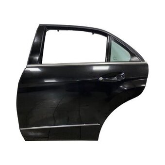 Levé zadní dveře černá 197 Mercedes E350 sedan r.v. 2012