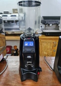 Eureka Zenith Neo 65