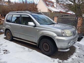 Nissan X-Trail 2.2 dCi  rok 2004 – na náhradní díly
