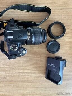 Zrcadlovka Nikon D3200 včetně objektivu a příslušenství