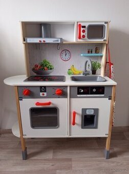 Dětská kuchyňka.