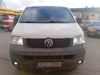 VW T5 transporter 9 míst