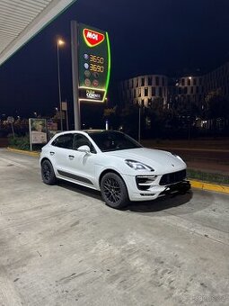 Porsche Macan GTS