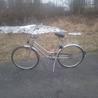 Dámské starší kolo velikost 26 značka lady 26