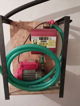 Čerpadlo potravinářské s průtokoměrem 1"