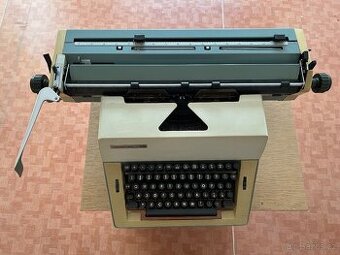 Psací stroj Robotron