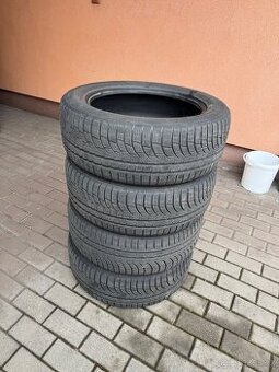 Komplet pneu 215/55 R17 4ks