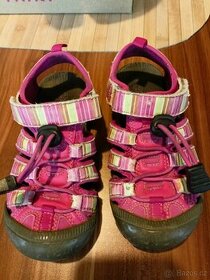 Dětské páskové boty vel 25