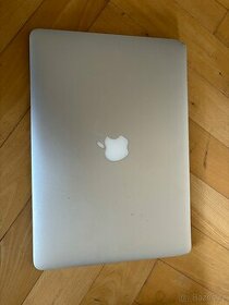 Prodám Apple MacBook Air i5 13" (Early 2014) na ND