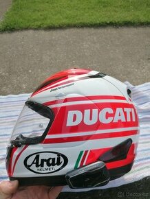 Predam prilbu Ducati arai - 1