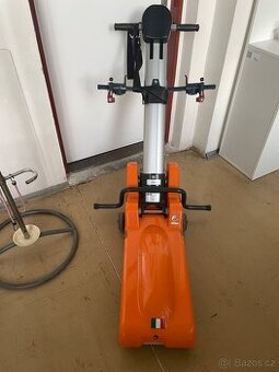 Schodolez Vimec oranzovy jako novy