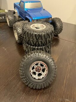 RC monster kola - Team Corally