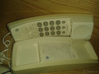 Prodám závěsný telefon