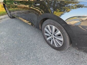 ALU kola Škoda Superb 3 + letní pneu