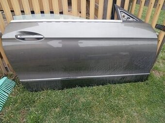 MERCEDES BENZ E COUPE C207 DVEŘE PRAVÉ Z RV 2010 KOMPLETNÍ