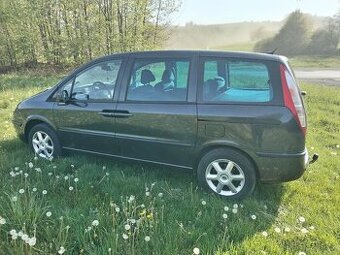 FIAT ULYSSE 2,2JTD 07/2005 NAJETO 172000km, 94kW