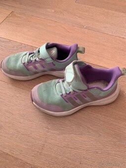 Detske boty Adidas 33