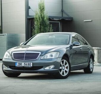 Mercedes Benz. W221. . 320 cdi