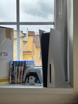 PlayStation 5 s mechanikou – kompletní balení