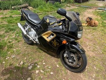 Honda cbr 600