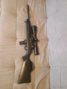 Samonabíjecí Ruger PC 9
