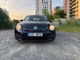 Volkswagen Beetle 2.0 TDI-DSG, rok 2013 is