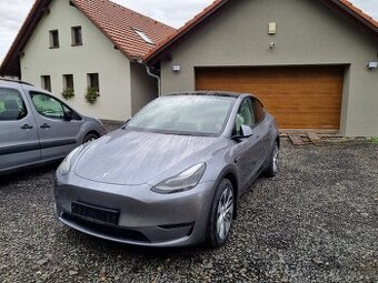 Tesla Y Long Range 4x4 11/2023
