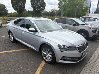 Škoda Superb 2,0 TDI 140 KW.