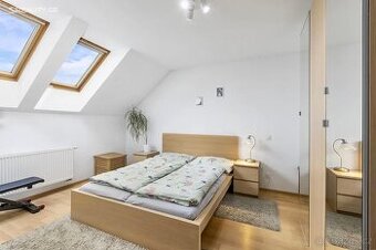 Manželská postel IKEA