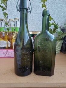 Pivni láhev KOMOTAU včetně patentniho uzávěru.Lékárnická láh