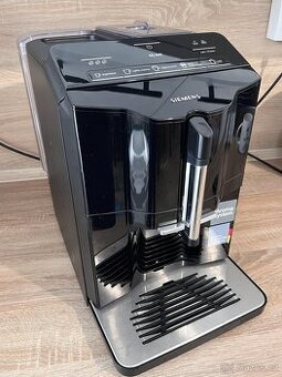 Kávovar Siemens EQ300