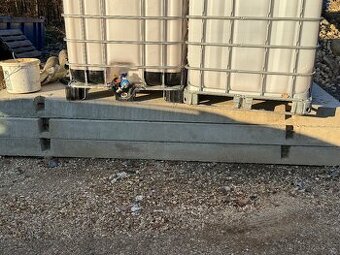 Silniční betonove panely