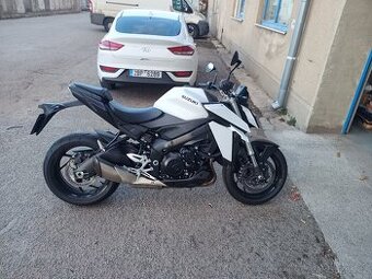 Suzuki GSX-S 950