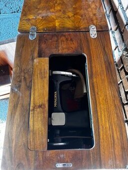 Šicí stroj - Minerva